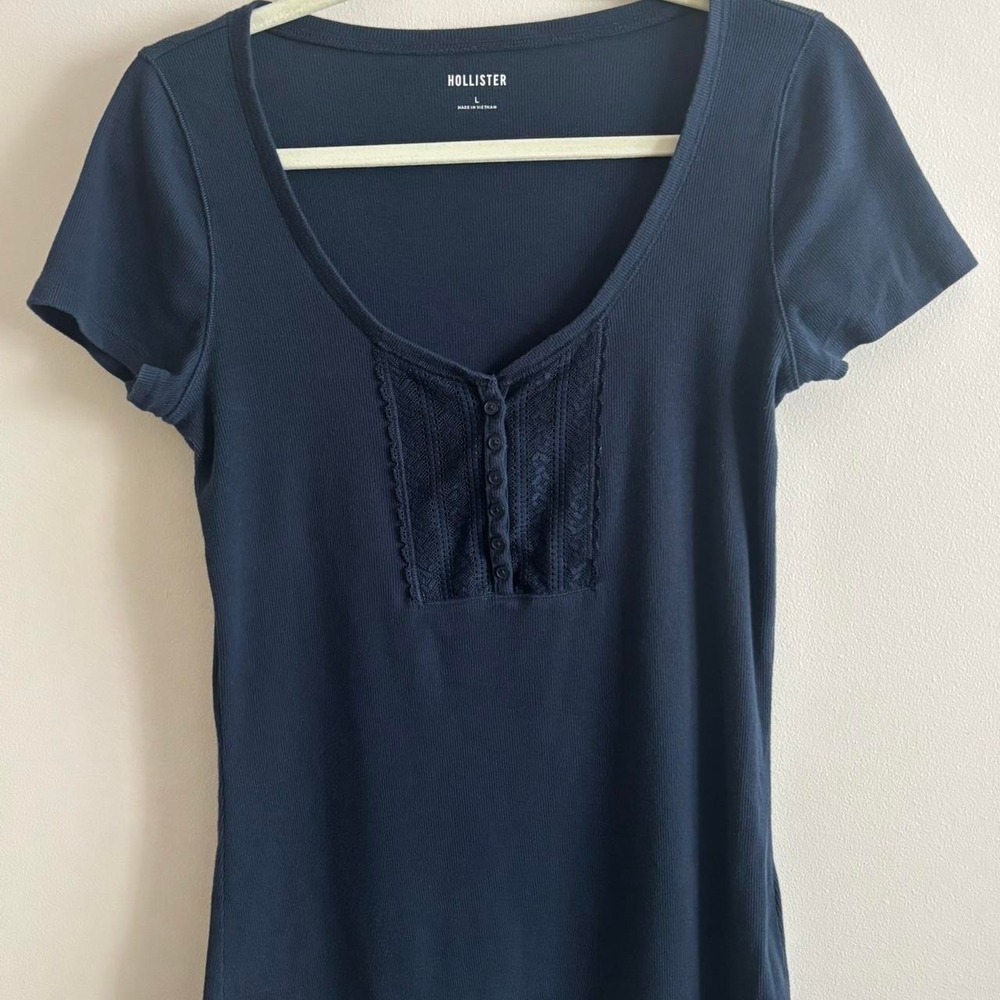Y2K Navy blue Hollister Co. lace button-up top‎ shirt